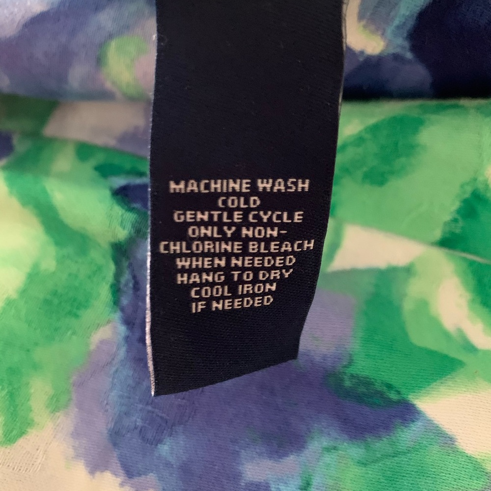 Chaps Sleeveless summer dress Size 10
V neck front and back Blues, Greens, White - Picture 9 of 11